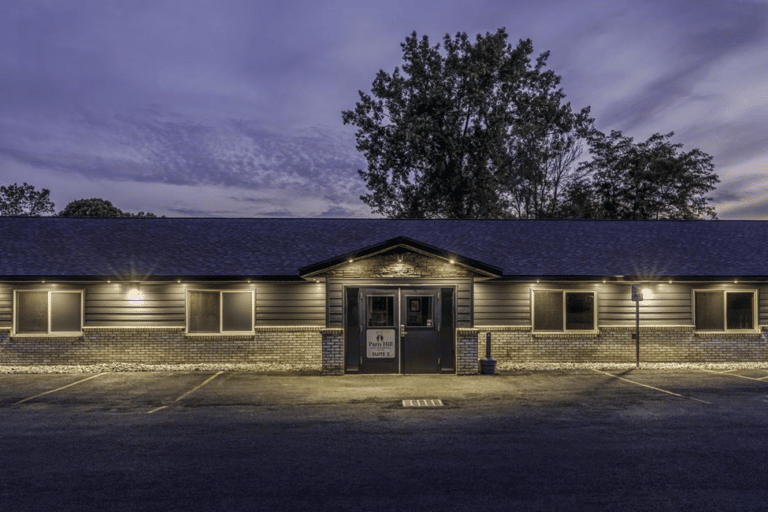 Rich & Gardner Partners with Paris Hill Cat Hospital to Renovate Their New Space